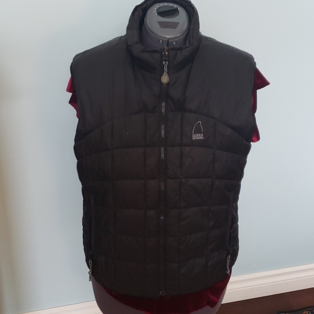 SIERRA designs black vest.